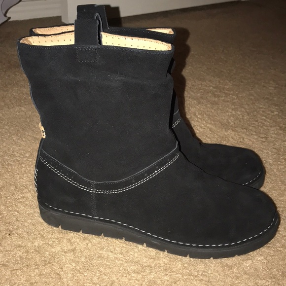 clarks unstructured boots